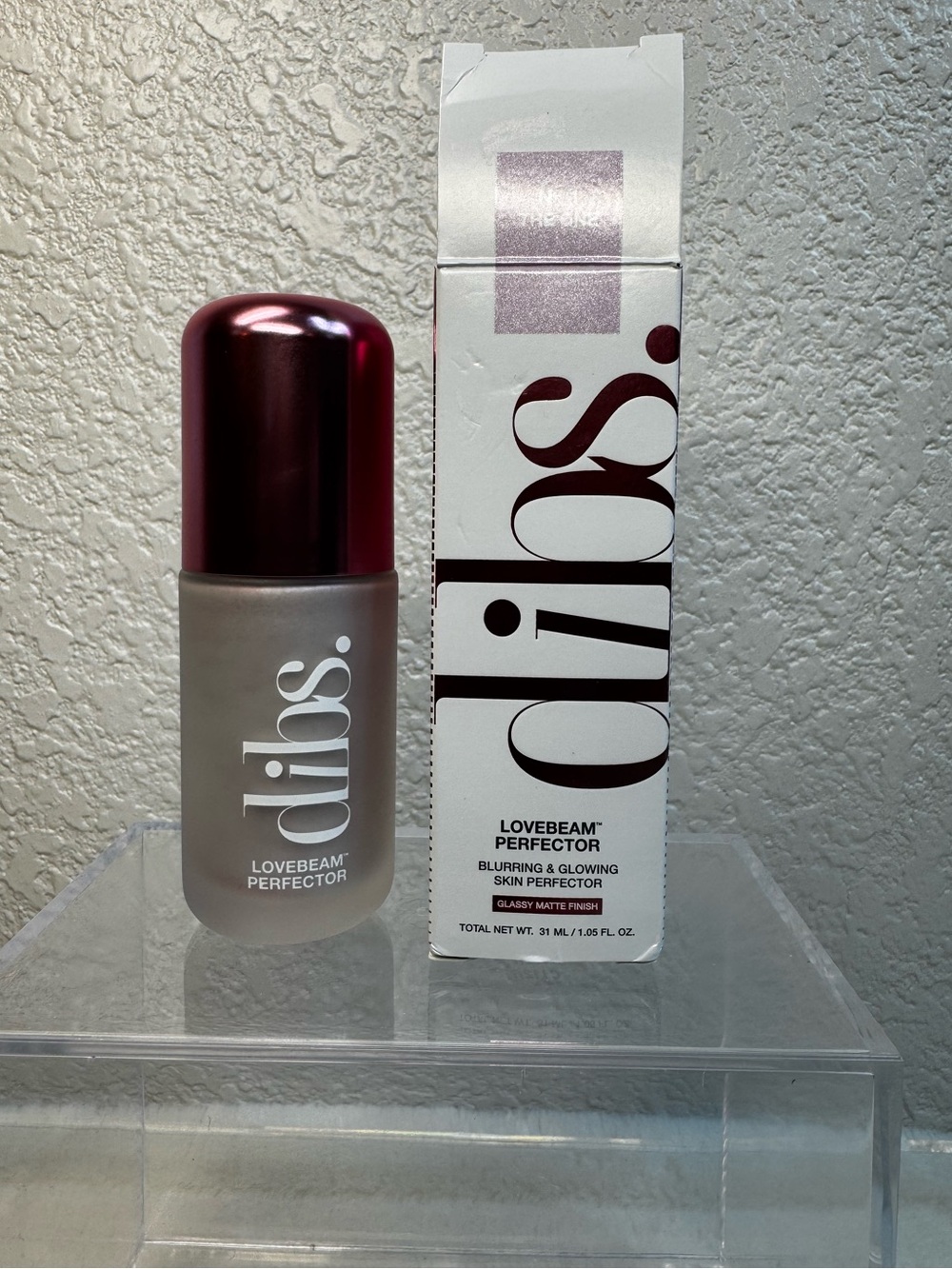 NIB DIBS Beauty Lovebeam Perfector Blurring Glowing Skin
